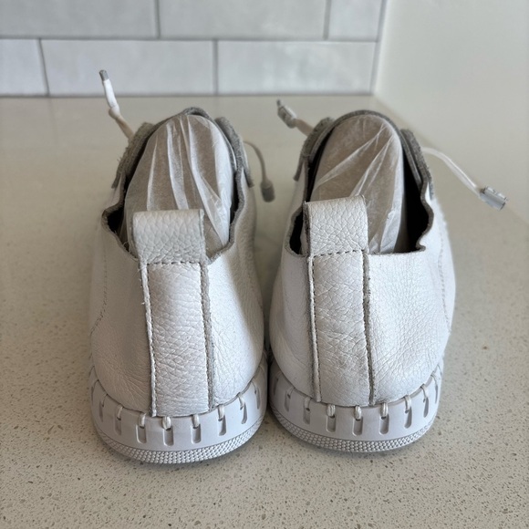 yokono | Shoes | Yokono Made In Spain Leather Perforated  YOKONO Made In Spain Leather Sneakers Womens size 9.5 41 EUC